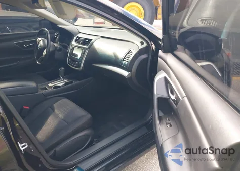 2017 Nissan Altima 2.5 Sv z USA, uszkodzony, nr VIN 1N4AL3AP8HC196326